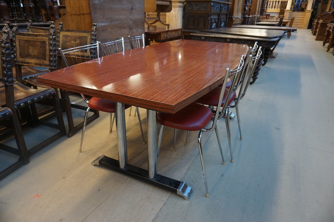 2nd half 20th Century table and chairs