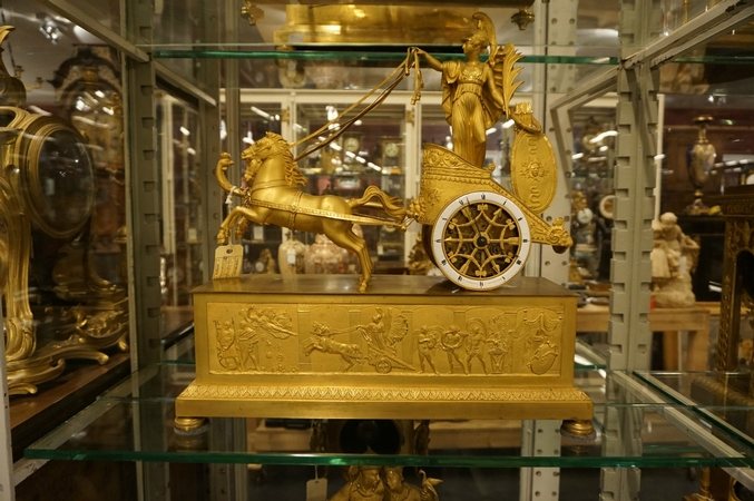 Empire Chariot clock
