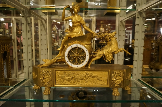 Empire Chariot clock with Diana