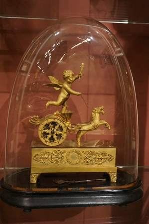 Empire Miniature Chariot clock