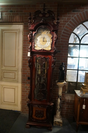 Grandfather clock, chime on 9 pipes