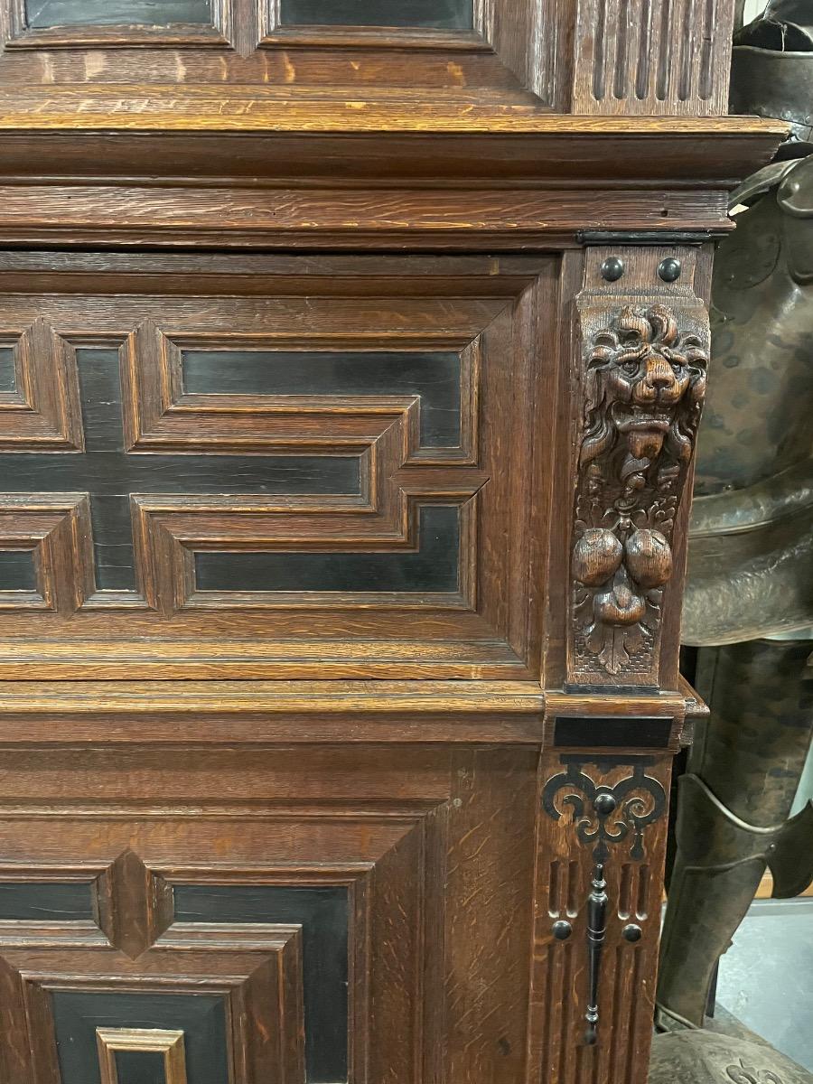 17th century Dutch oak cabinet 182x72x213H cm