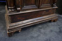 17th century Italian walnut cabinet