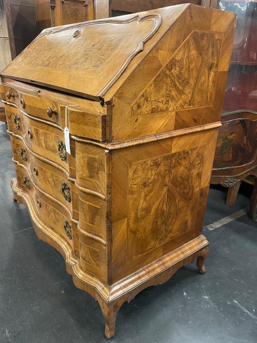 18th century German walnut secretary desk, 122x60x116H cm 