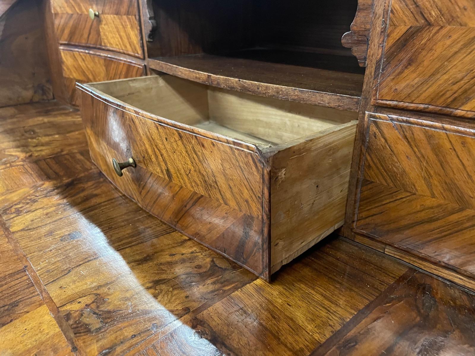 18th century German walnut secretary desk, 122x60x116H cm 