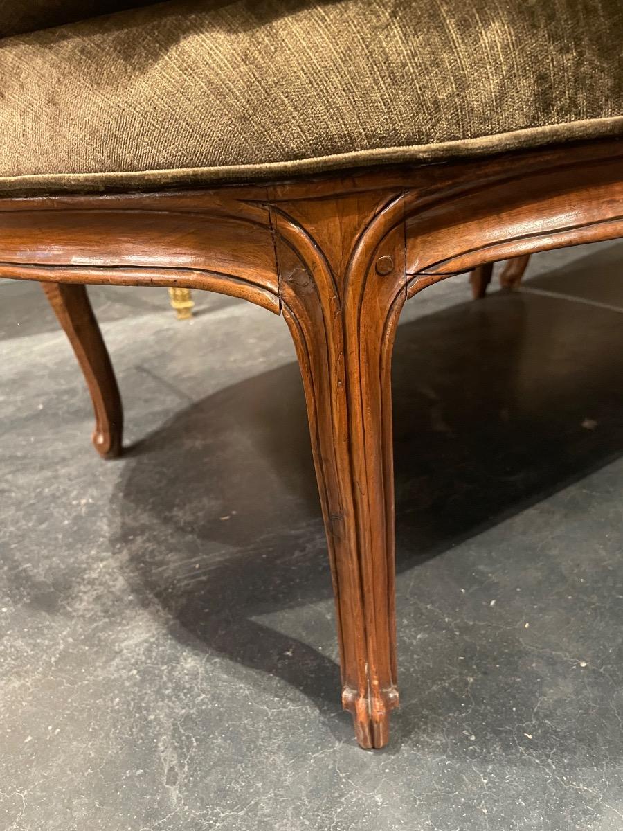 18th century Louis XV walnut chaise longue