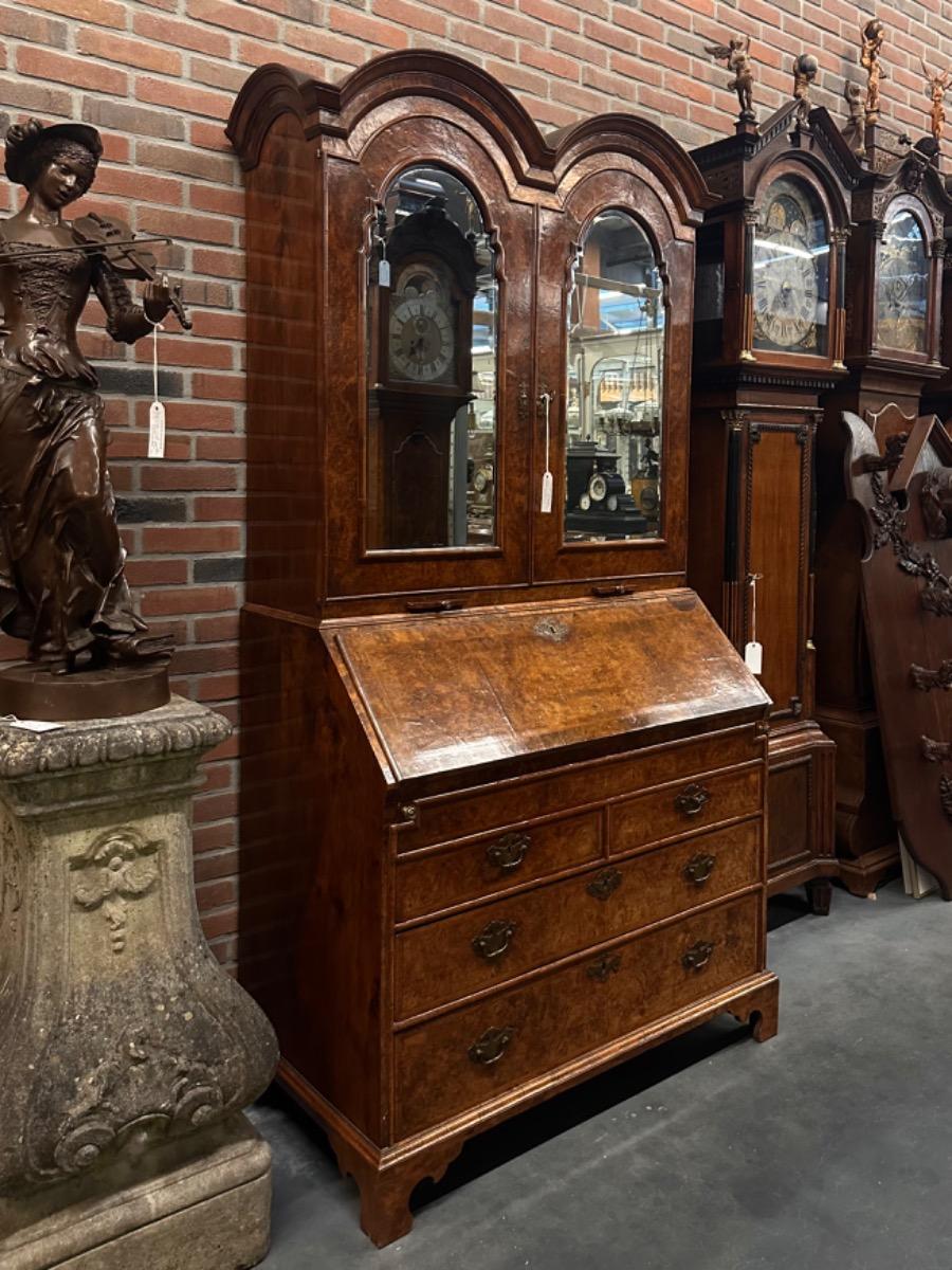 18th century walnut mirrored doors buro-bookcase, 116x62x224h cm