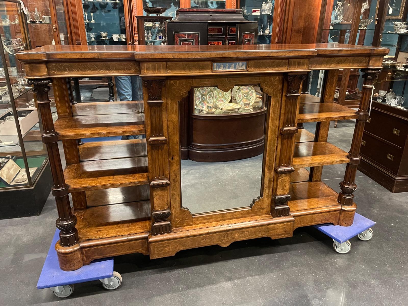 19th century English walnut credenza. 173x45x105H cm 