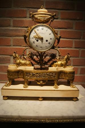 Bronze gilded Louis XVI clock