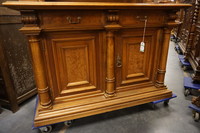 Austrian walnut buffet 19th Century