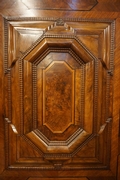 Barock style Cabinet in walnut, German 18th century