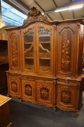 Barok style Vitrine in walnut, Italy 2nd half 20th Century