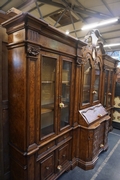 Bookcase in walnut, Italy mid 20th C.