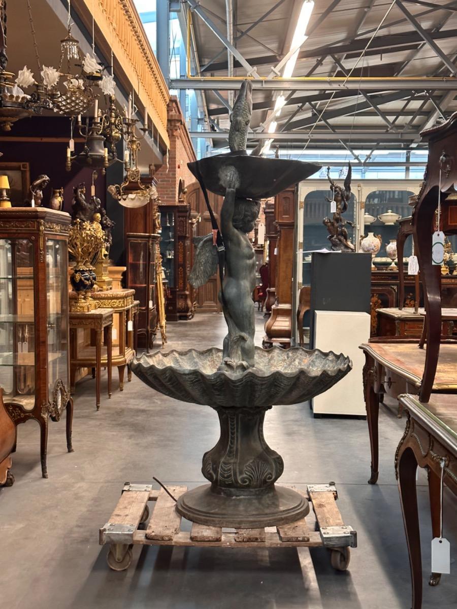 Bronze Fountain, 93 ⌀ x178h cm
