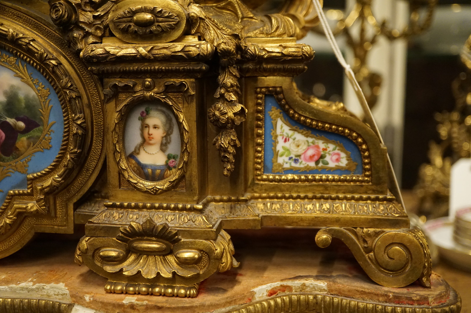 Bronze gilded Napoleon III mantle clock