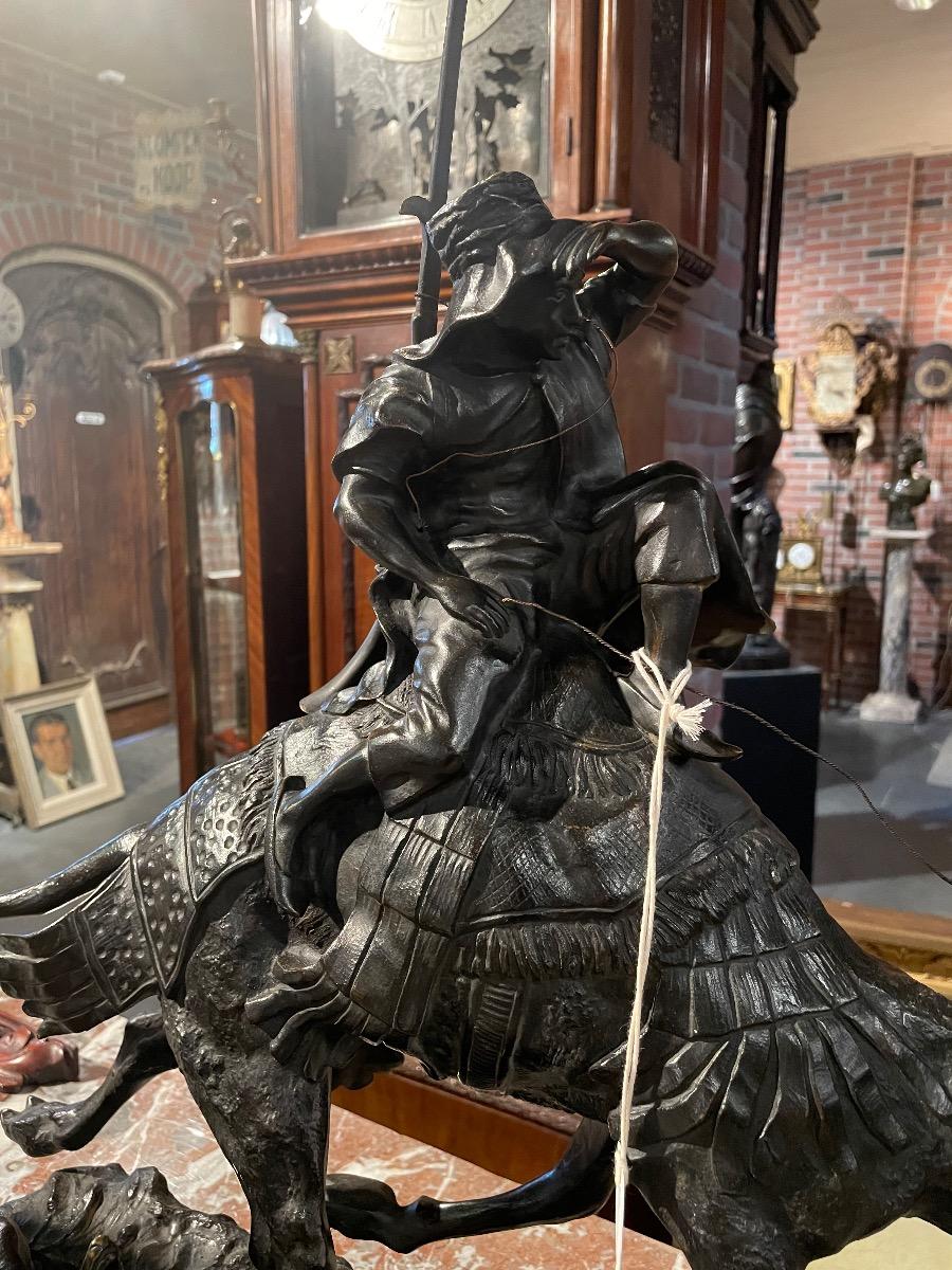 Bronze hunter on dromedary signed by Antonio Amorgasti, dated 1928