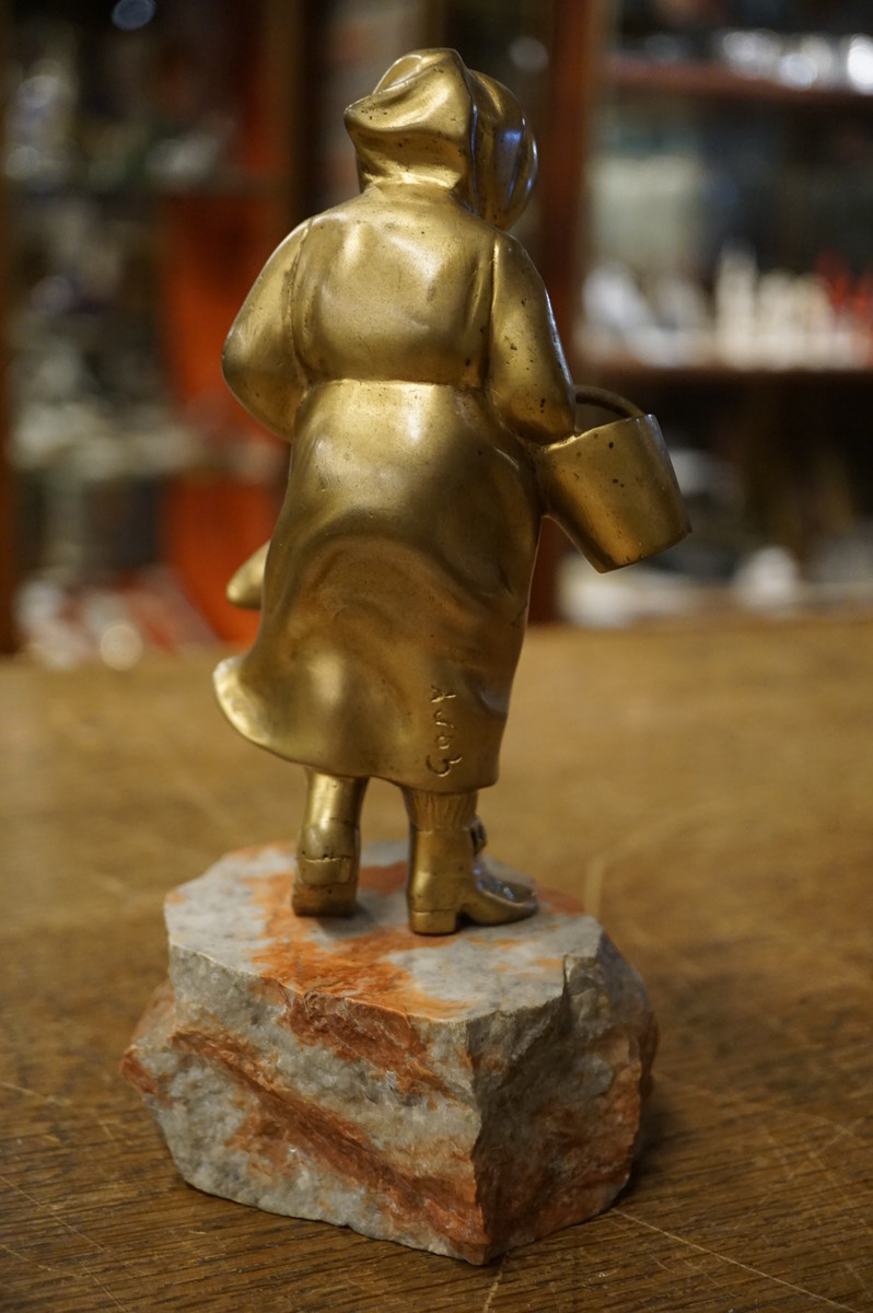 Bronze ivory statue, signed