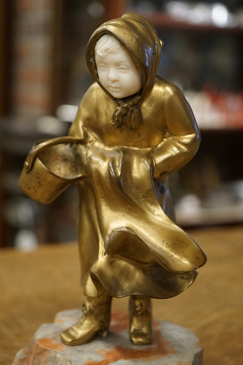 Bronze ivory statue, signed