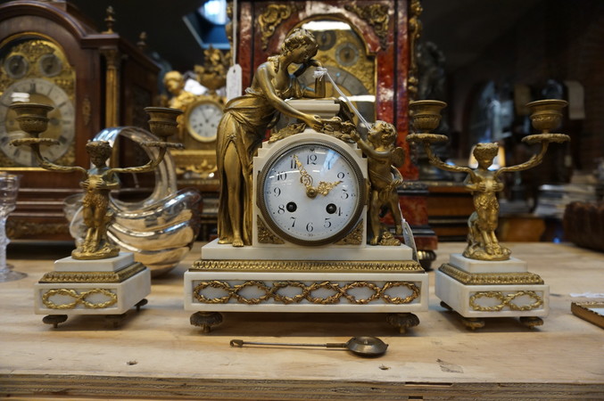 Bronze marble clockset