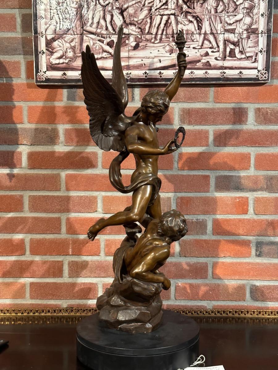 Bronze sculpture “Victoire Triomphante” signed by Vitalborny, 23x35x75h cm