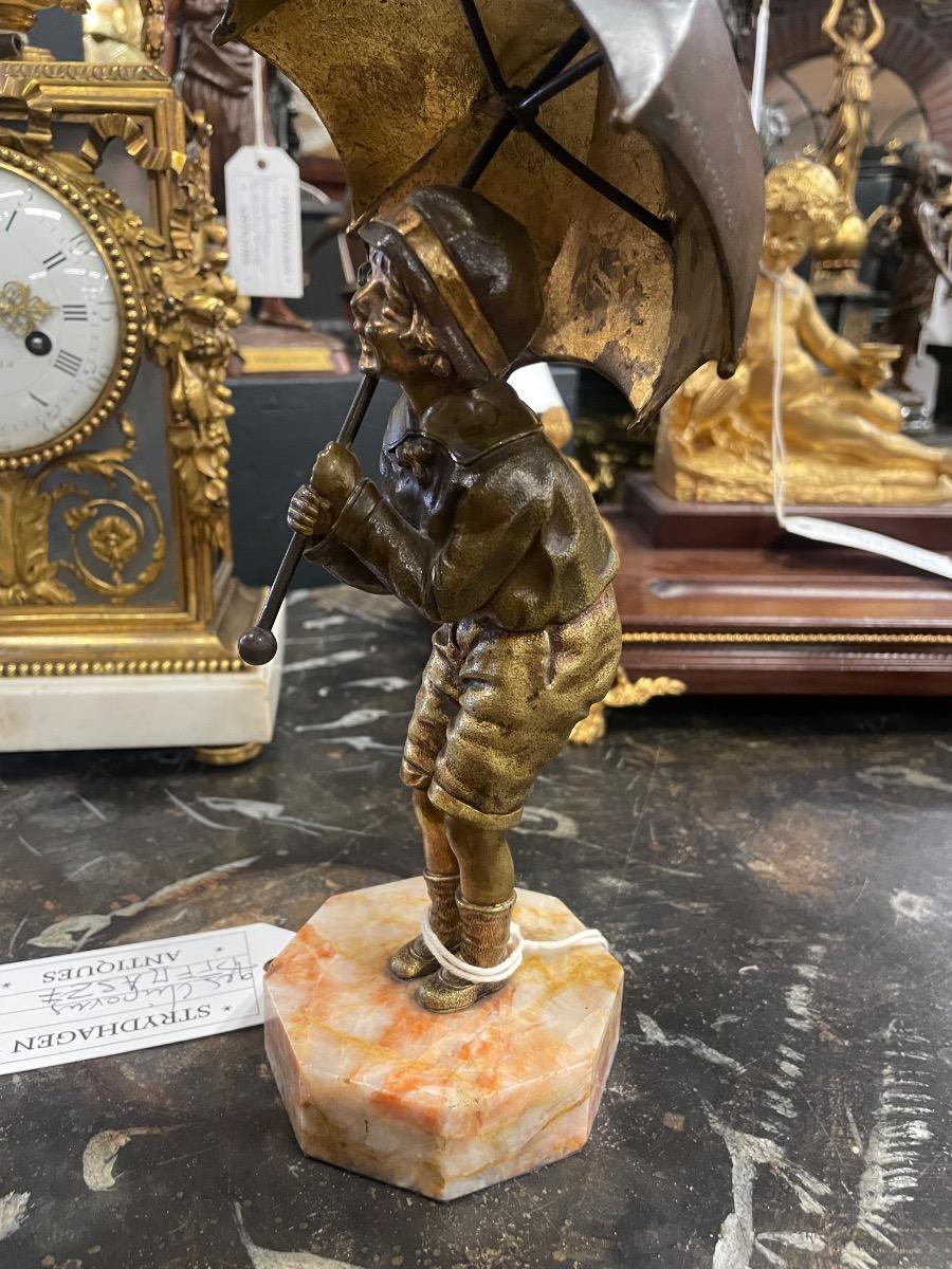 Bronze statue signed by Chiparus, 27H cm 