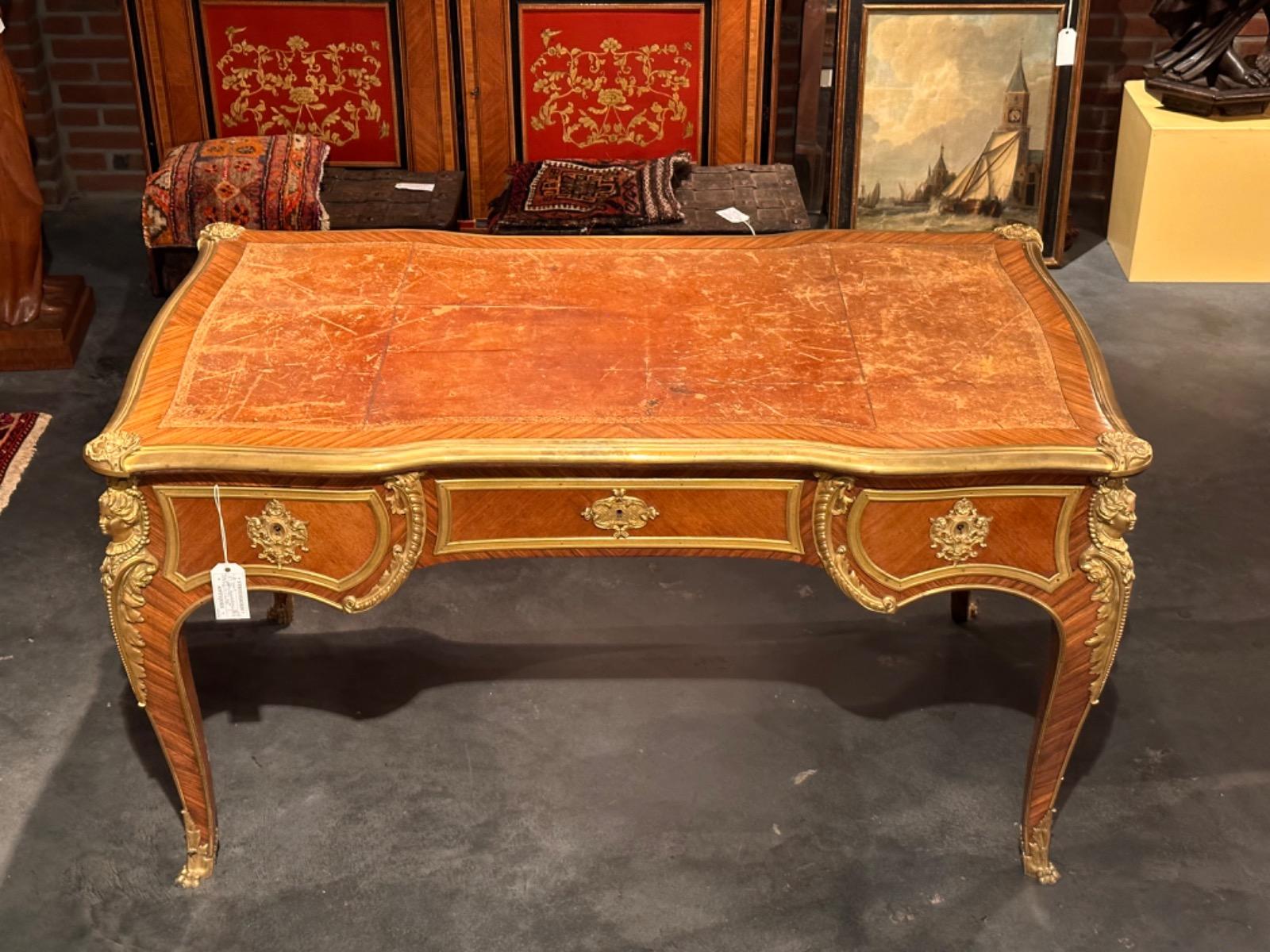 High quality 19th century Louis XV style Bureau Plat, 83x143x77h cm