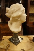 Bust signed in marble 19th century