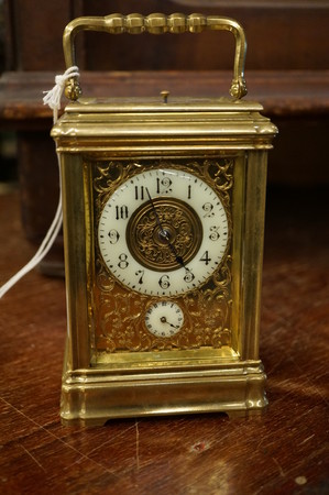 Carriage clock with quatre strike