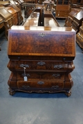 Chippendale style Desk in walnut, Holland mid 20th C.