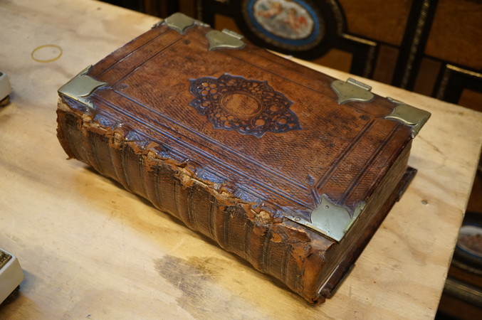 Dutch Staten Bible dated 1704