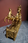 Empire Chariot clock in gilded bronze, France around 1800