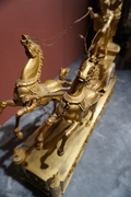 Empire Chariot clock in gilded bronze, France around 1800