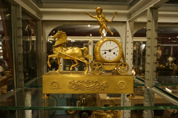 Empire Chariot clock