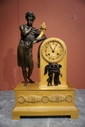 Empire style Clock in gilded bronze, France around 1800