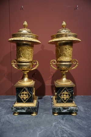 Empire Vases with cover