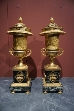 Empire Vases with cover