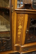 English inlaid vitrine Around 1900