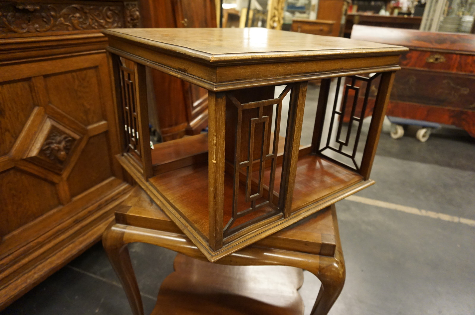 English mahogany revolving bookstand