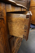 French walnut commode 18th Century