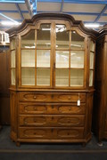 French walnut vitrine 18th Century