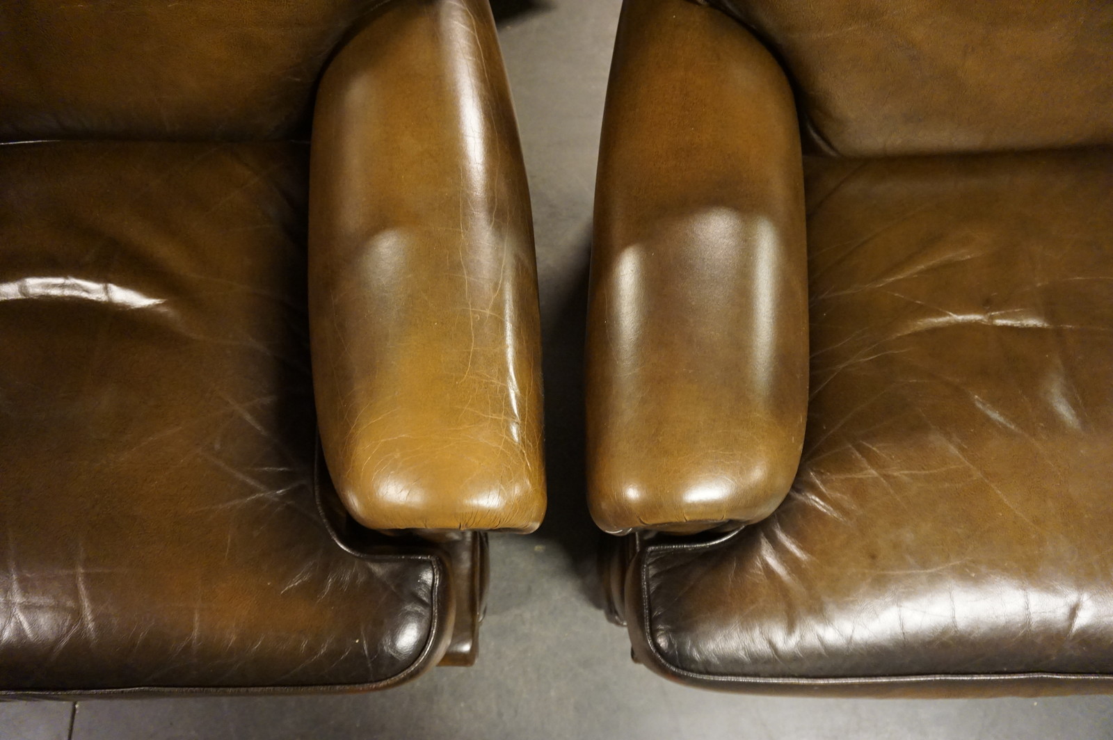 Leather 3 piece sofa set