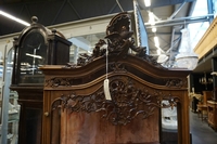 Louis XV style Vitrine in walnut, France 19th century