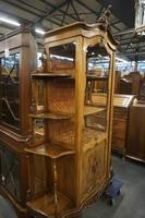 Louis XV style Vitrine in walnut, Holland 19th century