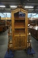 Louis XV style Vitrine in walnut, Holland 19th century