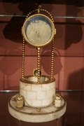 Louis XVI style Clock in bronze and marble, France 18th century