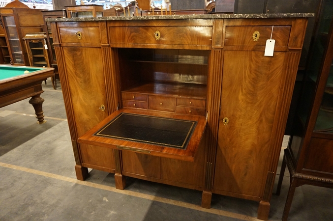 Louis XVI desk