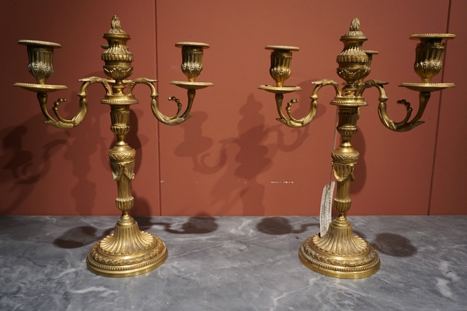 Louis XVI Pair of candelabras