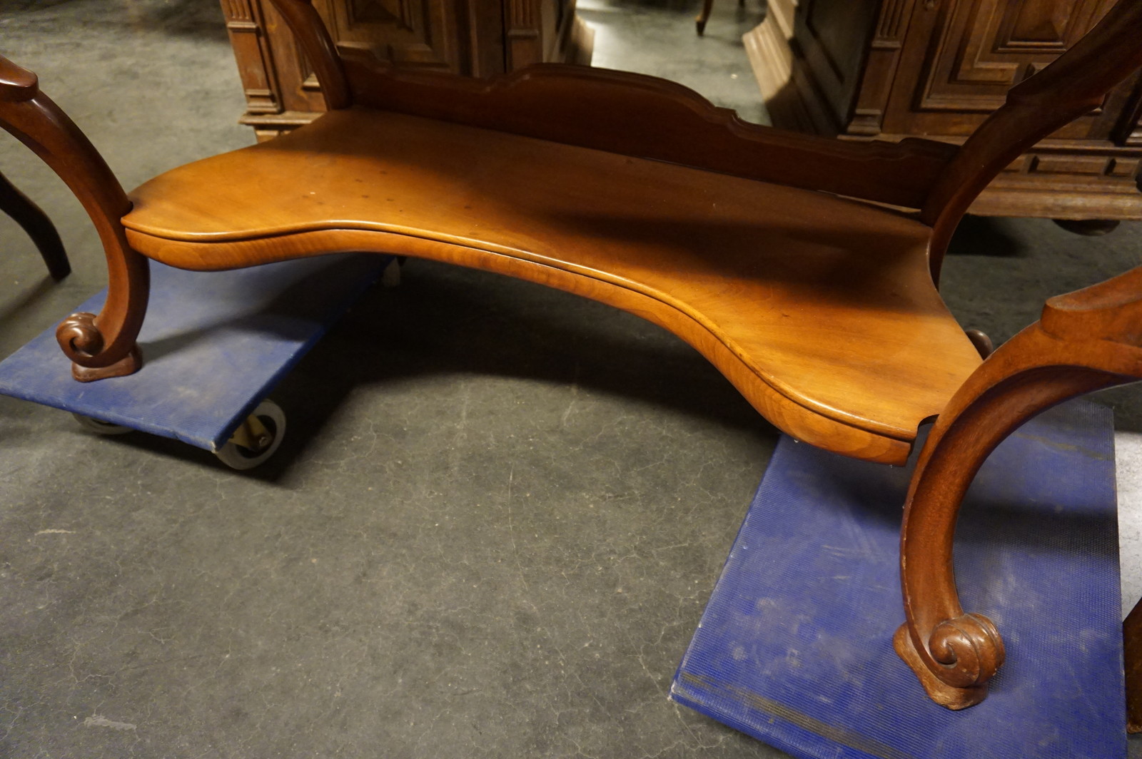 Mahogany dressing table