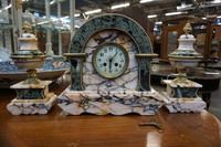 Marble clock set Around 1900