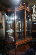 style Marquetry vitrine in mahogany, England 19th century